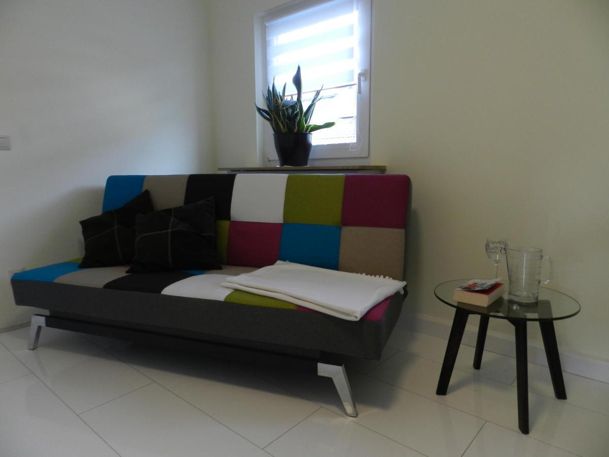 Ferienwohnung Burgenblilck Weinheim Esterno foto