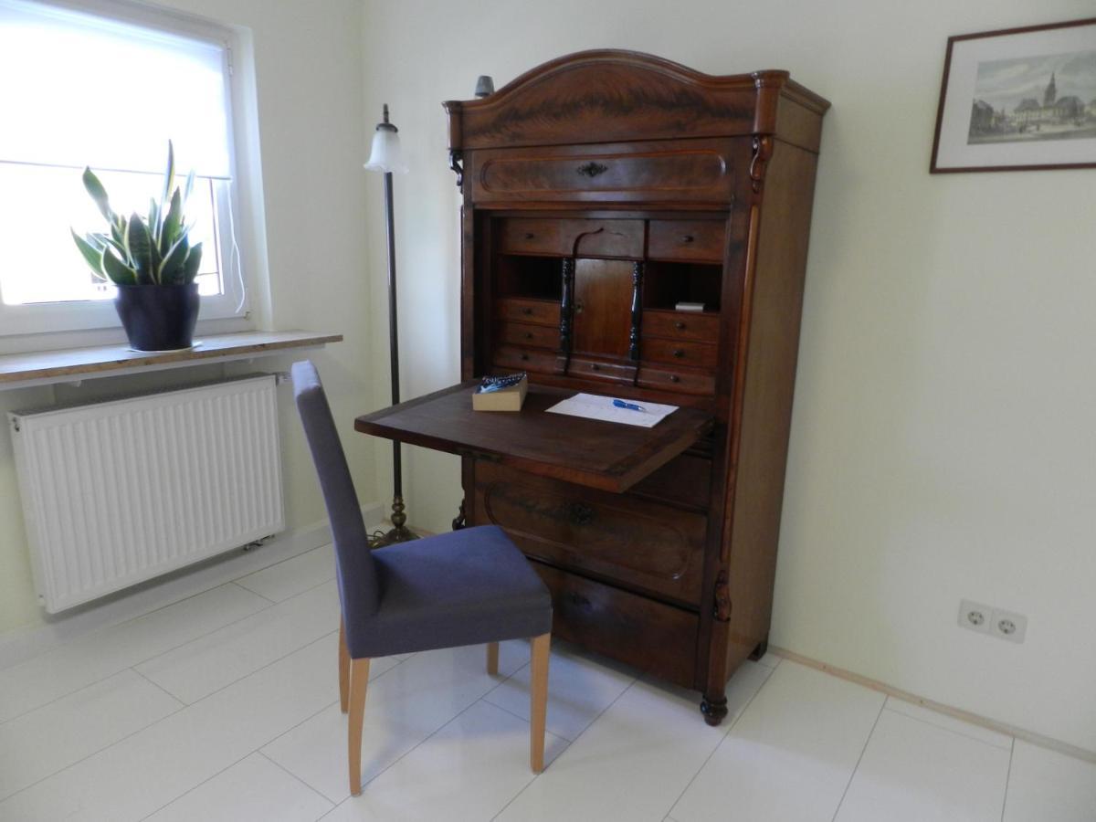Ferienwohnung Burgenblilck Weinheim Esterno foto