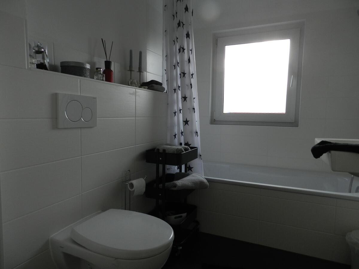 Ferienwohnung Burgenblilck Weinheim Esterno foto