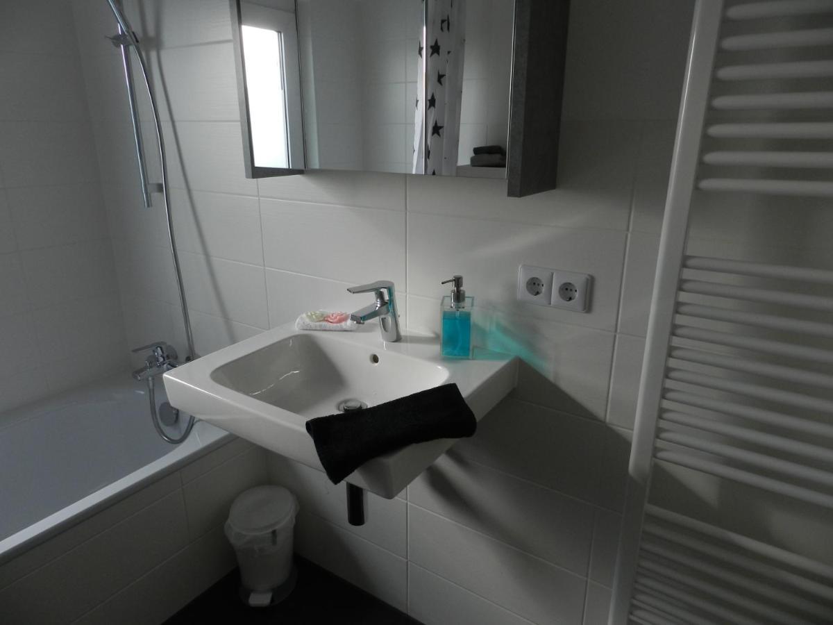Ferienwohnung Burgenblilck Weinheim Esterno foto